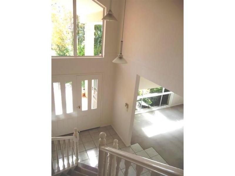 1 Renoir Court, Mackenzie QLD 4156