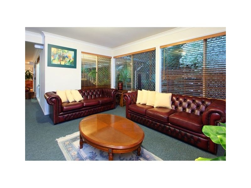 49 Silky Oak Cresent, Carindale QLD 4152