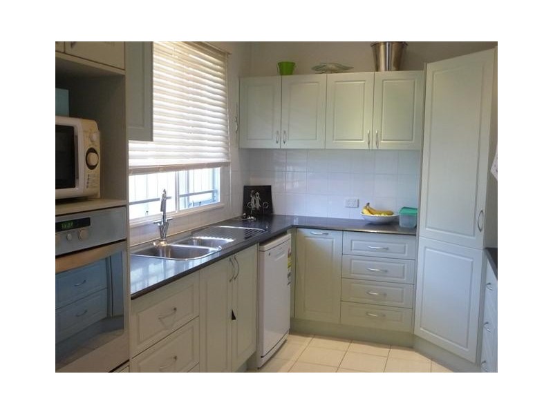 33 Booligal Street, Carina QLD 4152