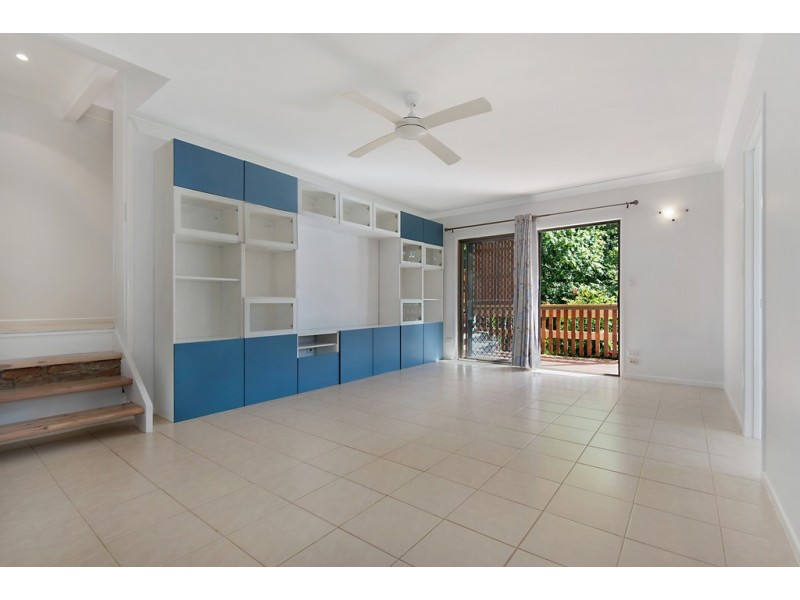 12 Azalea Street, Redland Bay QLD 4165