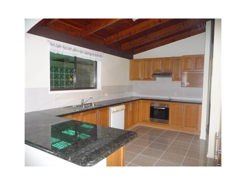 16 Lycette, Belmont QLD 4153
