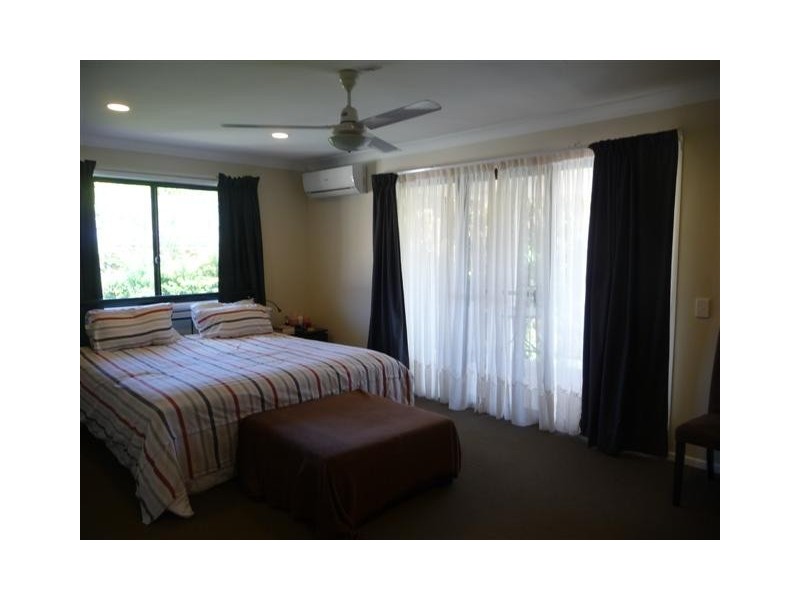 14  Obsidian Street, Camp Hill QLD 4152