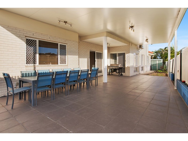 6 CHICHESTER COURT, Carindale QLD 4152