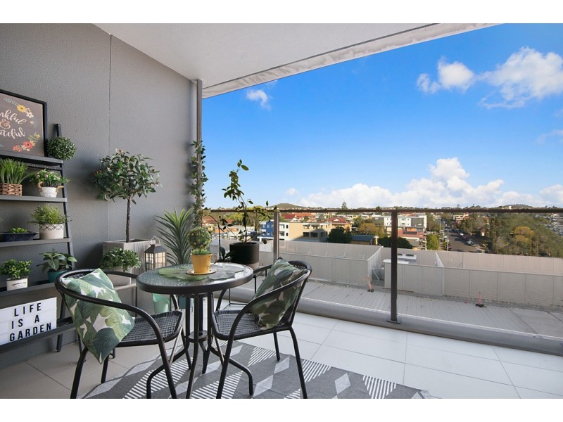 20808/300 Old Cleveland Road, Coorparoo QLD 4151