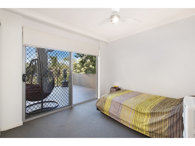 4/28 Carl Street, Woolloongabba QLD 4102