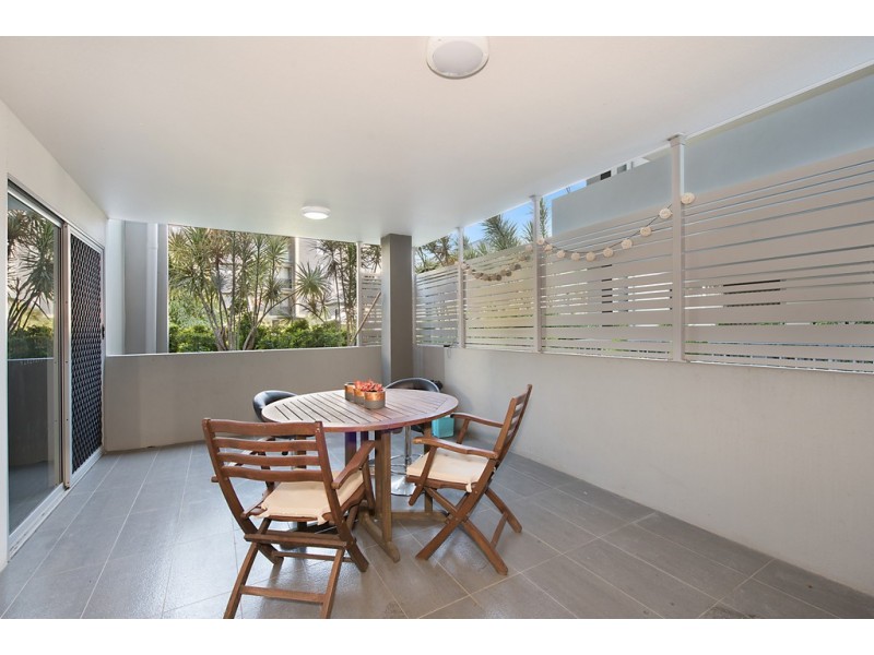 4/28 Carl Street, Woolloongabba QLD 4102