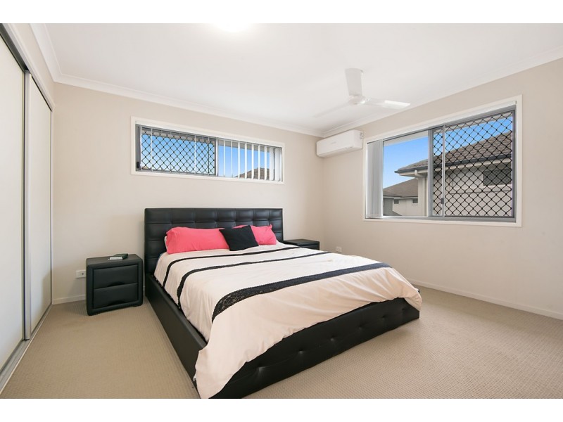 18/15 SILVEREYE DRIVE, Griffin QLD 4503