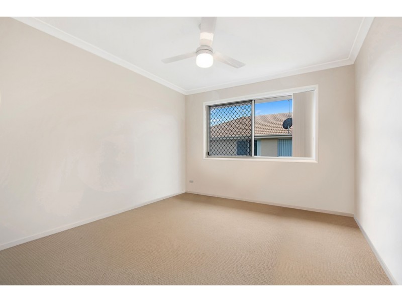 18/15 SILVEREYE DRIVE, Griffin QLD 4503