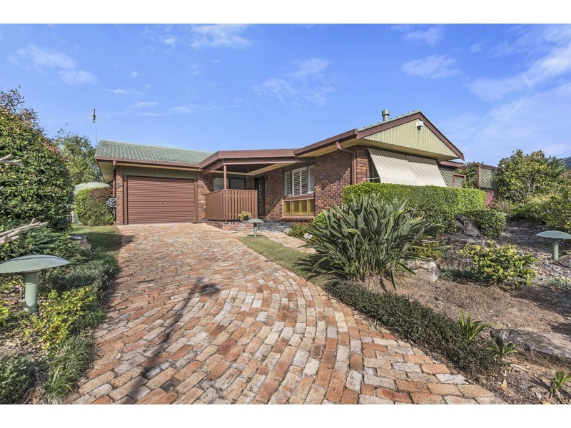 12 AMBROSIUS STREET, Carindale QLD 4152