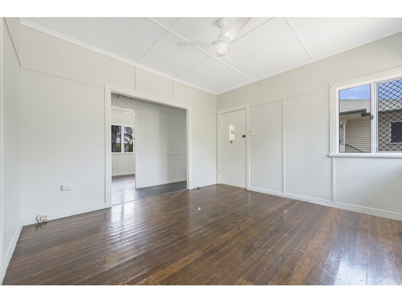 276 Nursery Road, Holland Park QLD 4121