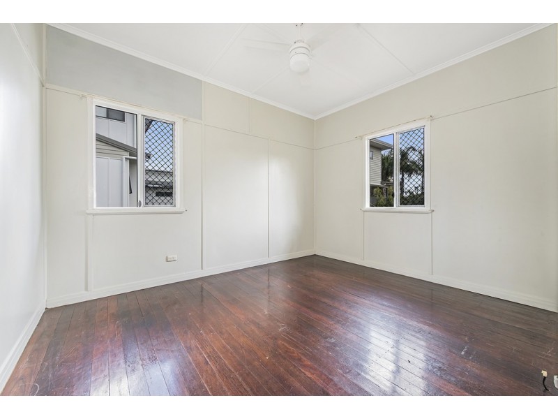 276 Nursery Road, Holland Park QLD 4121