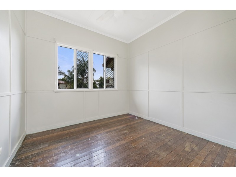 276 Nursery Road, Holland Park QLD 4121