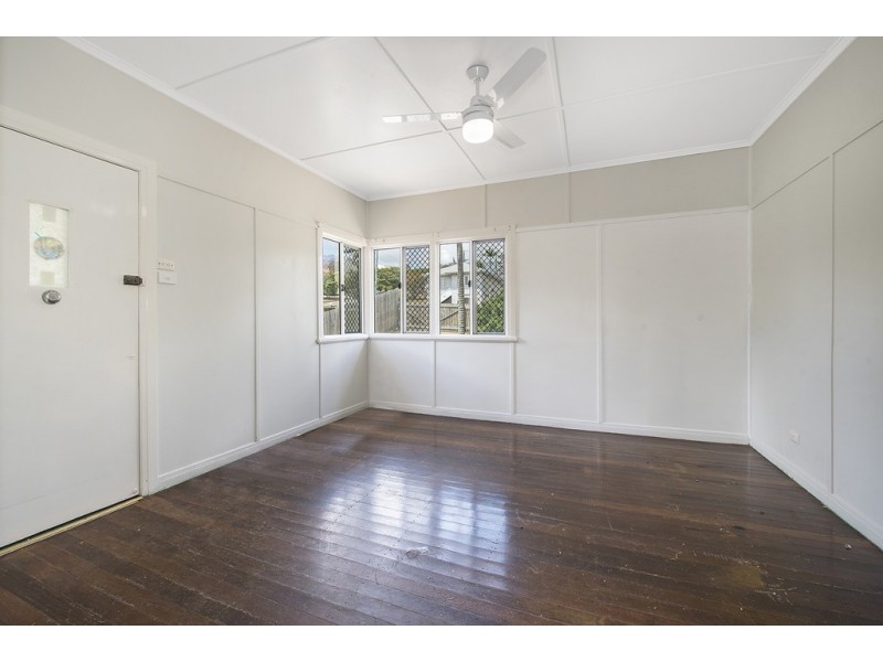 276 Nursery Road, Holland Park QLD 4121