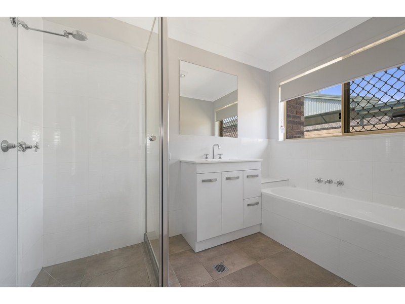 10 CRUSOE PLACE, Tingalpa QLD 4173