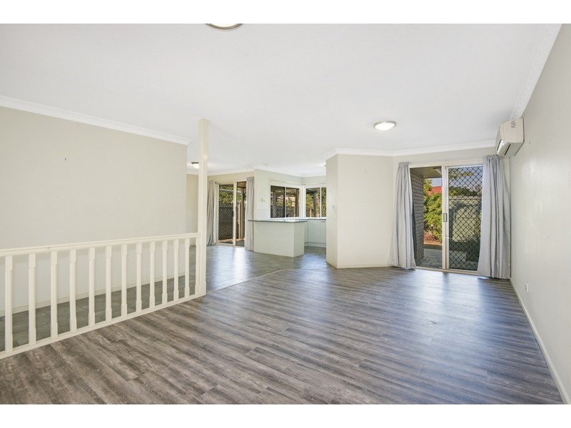 65 THE VILLAGE AVENUE, Coopers Plains QLD 4108