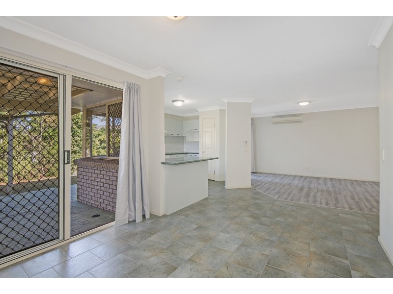 65 THE VILLAGE AVENUE, Coopers Plains QLD 4108