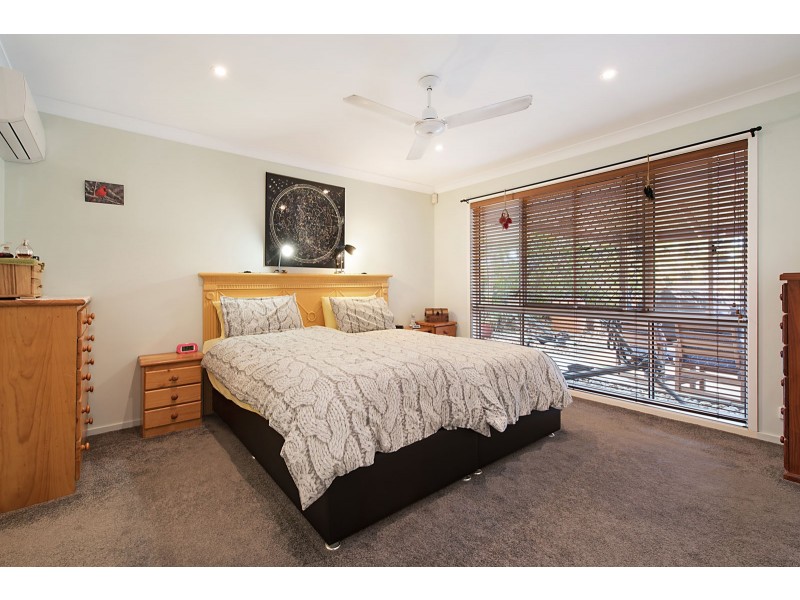 17 MICHELANGELO CRESCENT, Mackenzie QLD 4156