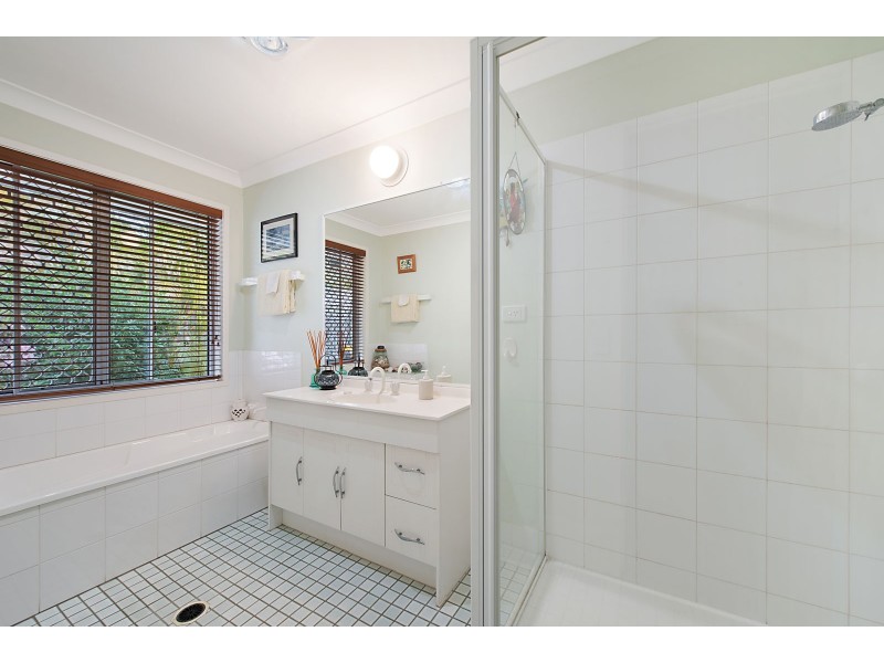 17 MICHELANGELO CRESCENT, Mackenzie QLD 4156