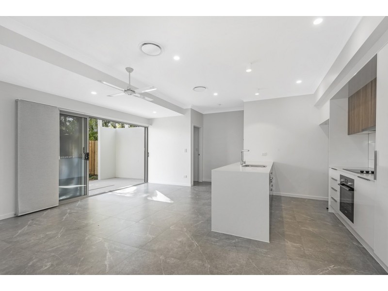 4/68 Dickenson St, Carina QLD 4152