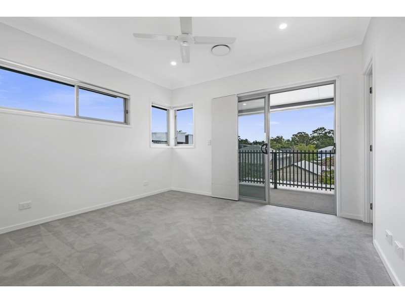 4/68 Dickenson St, Carina QLD 4152