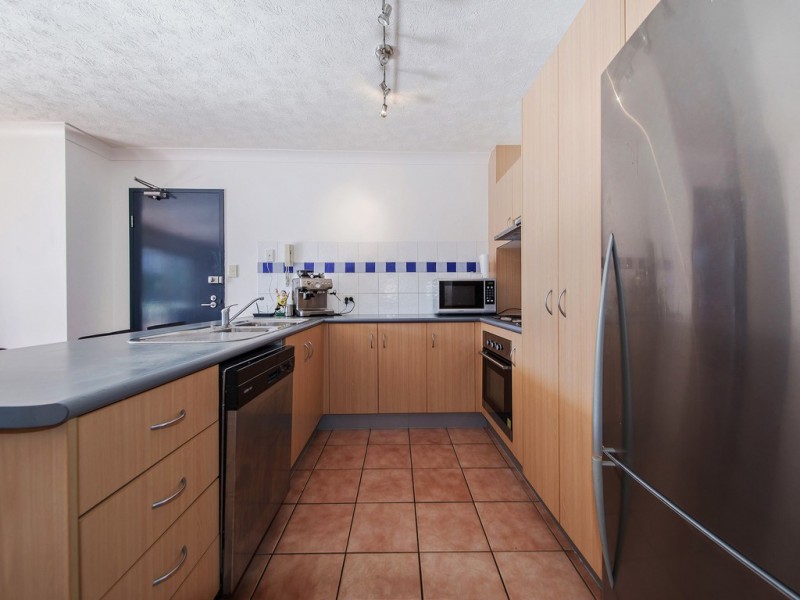 15 239 SHAFSTON AVENUE, Kangaroo Point QLD 4169