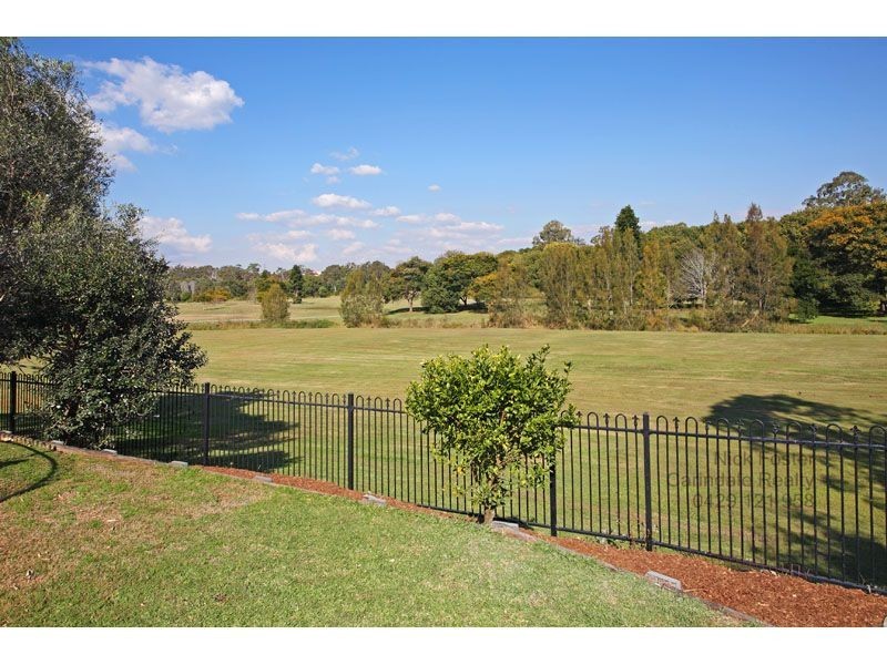 6 Wentworth Place, Carindale QLD 4152