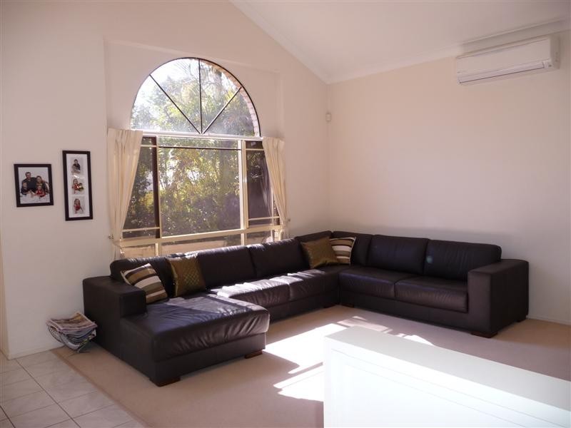 3 Vermeer Close, Mackenzie QLD 4156