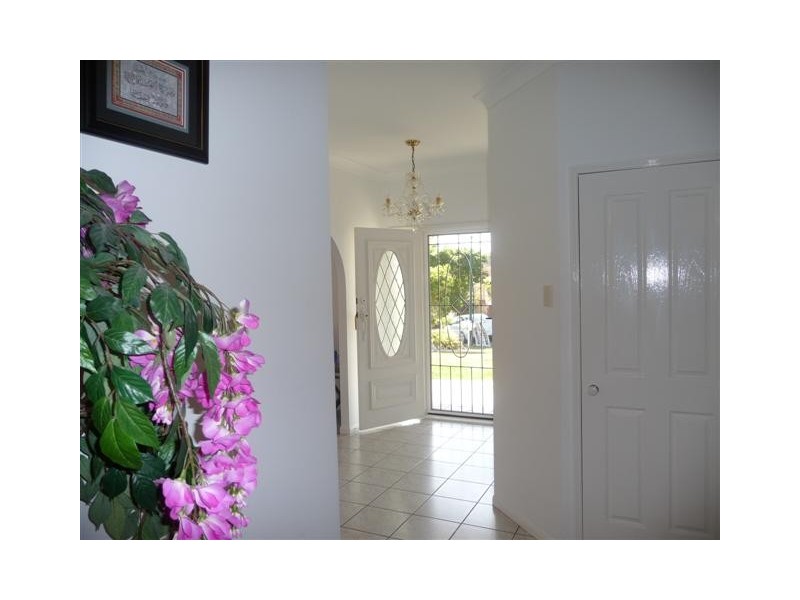 17 Matisse St, Mackenzie QLD 4156
