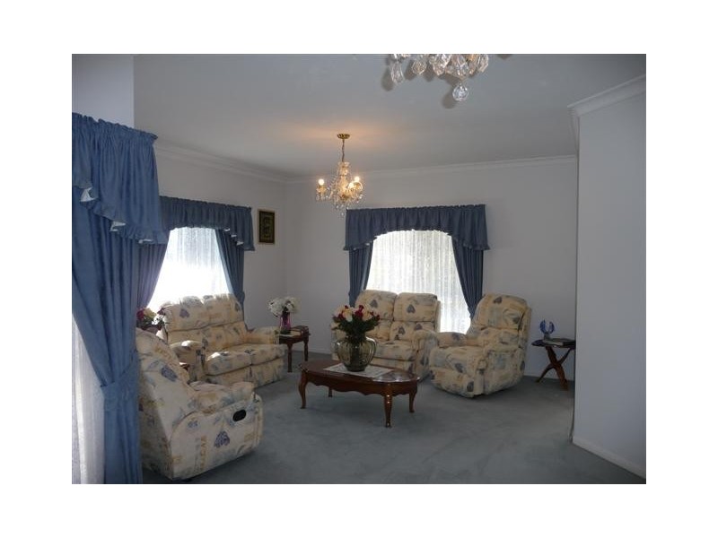 17 Matisse St, Mackenzie QLD 4156