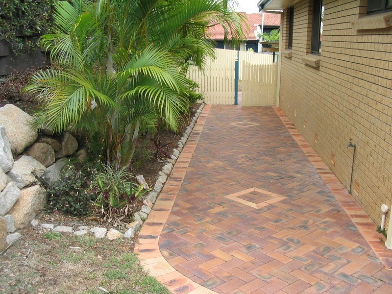 9 Unsworth Street, Belmont QLD 4153