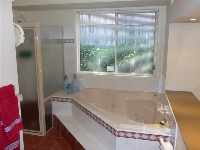 21 Piccadilly Place, Carindale QLD 4152