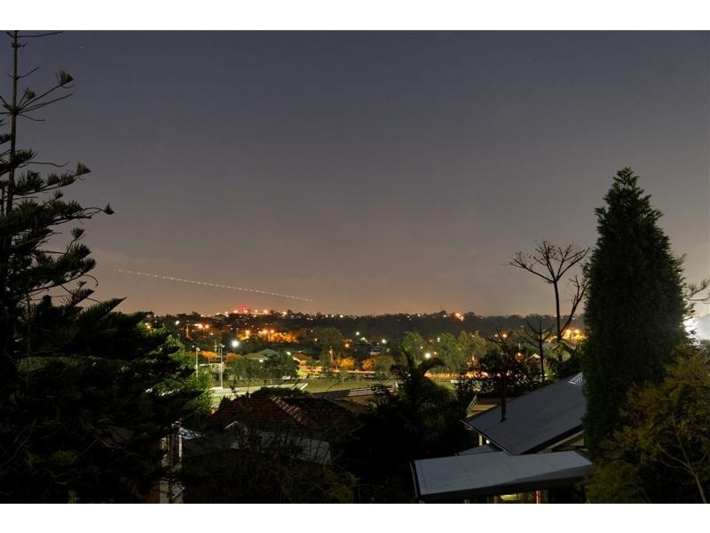 1 Bernecker Street, Carina QLD 4152