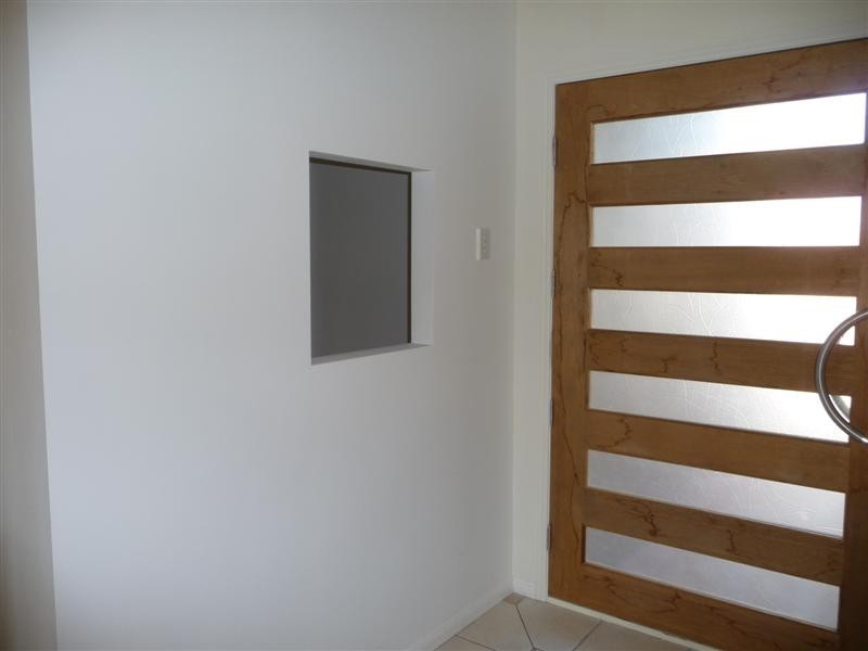 5 Winchcombe Court, Carindale QLD 4152