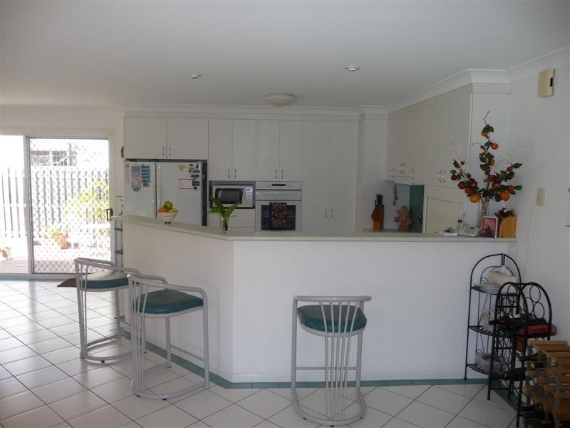 7 Trafalgar Place, Carindale QLD 4152