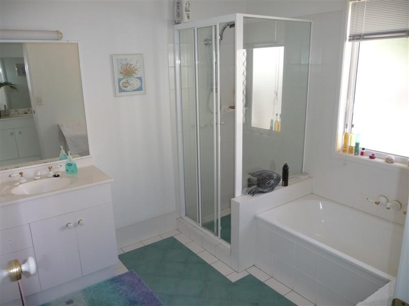 7 Trafalgar Place, Carindale QLD 4152