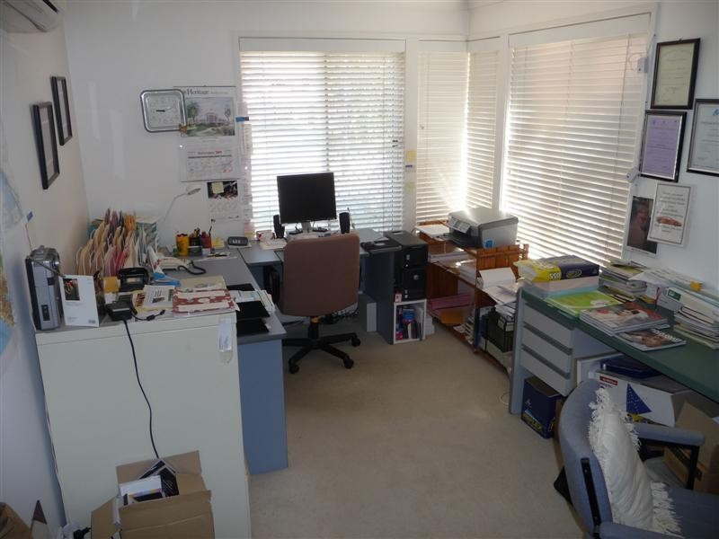 7 Trafalgar Place, Carindale QLD 4152