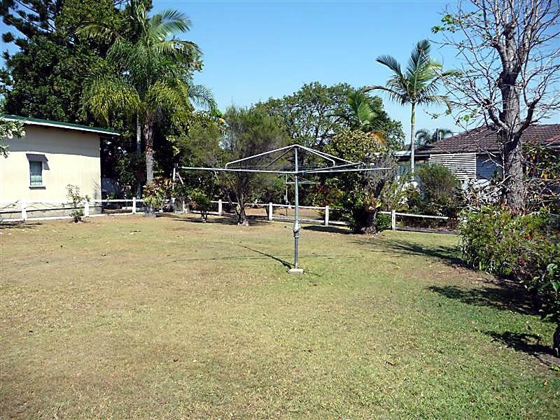 22 Merle Street, Carina QLD 4152