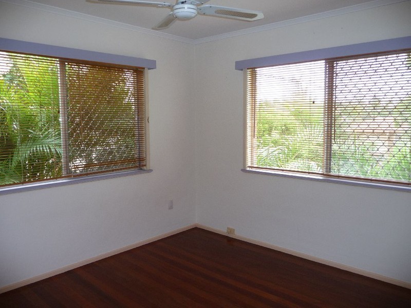 12 Meron Street, Wynnum West QLD 4178