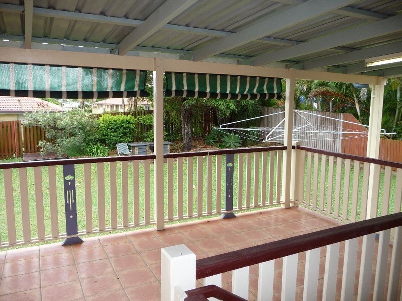 12 Meron Street, Wynnum West QLD 4178