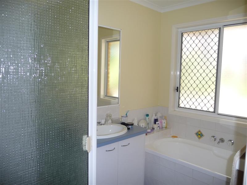 8 Matisse Place, Mackenzie QLD 4156