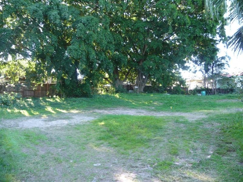 51a Railway Parade, Norman Park QLD 4170