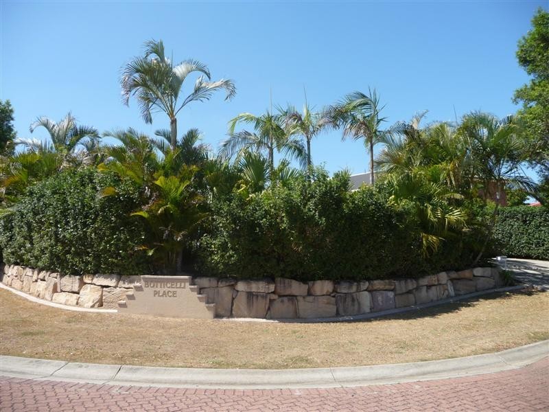 2 Botticelli Place, Mackenzie QLD 4156