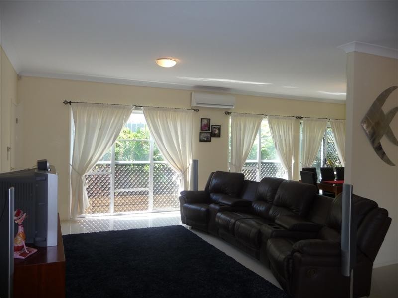 2 Botticelli Place, Mackenzie QLD 4156