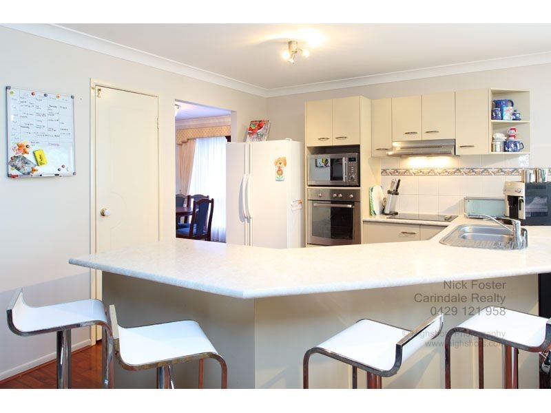 12 Kilburn Close, Carindale QLD 4152