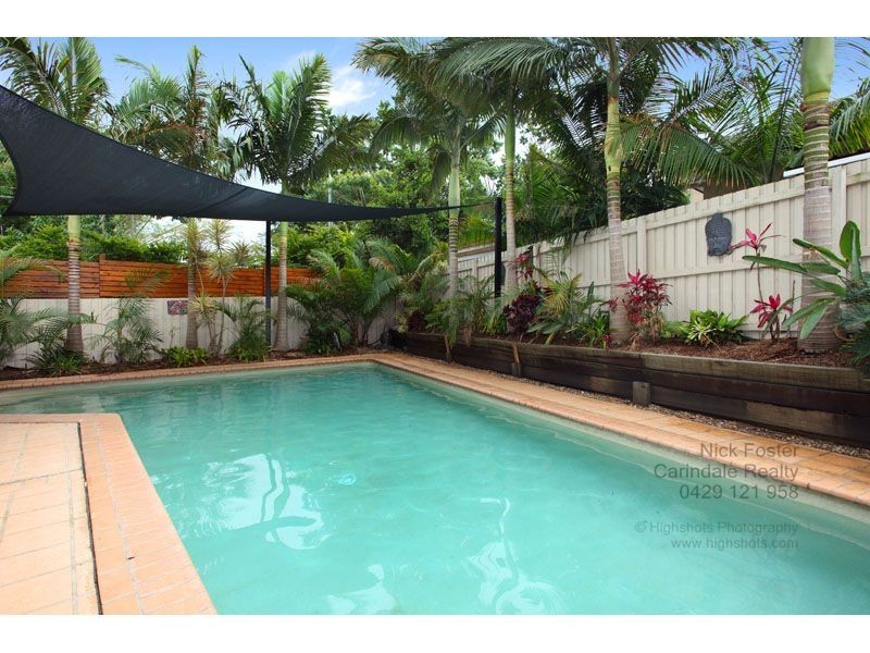 12 Kilburn Close, Carindale QLD 4152