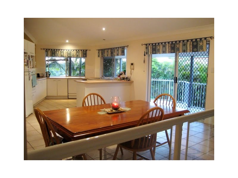 6 Da Vinci Court, Mackenzie QLD 4156