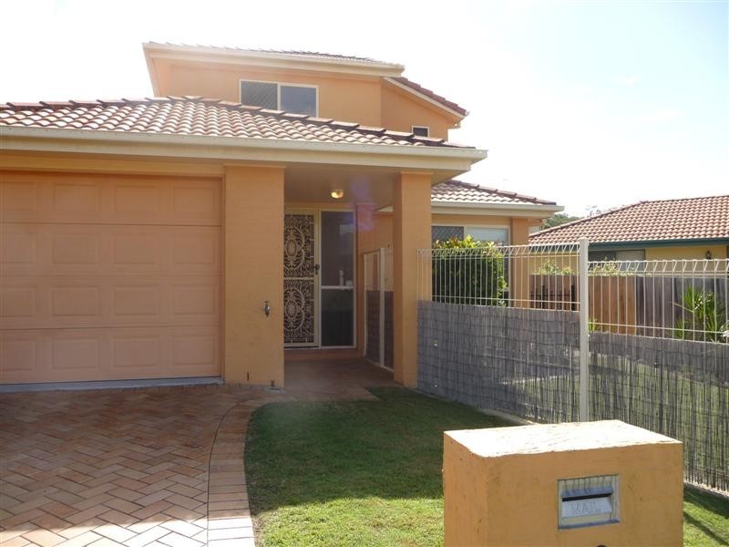 20 Hart Close, Mackenzie QLD 4156