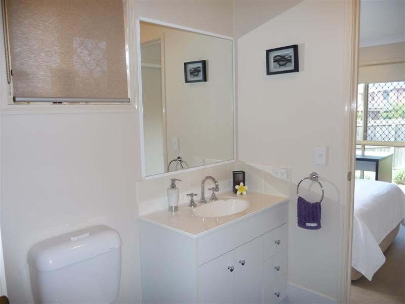 20 Hart Close, Mackenzie QLD 4156