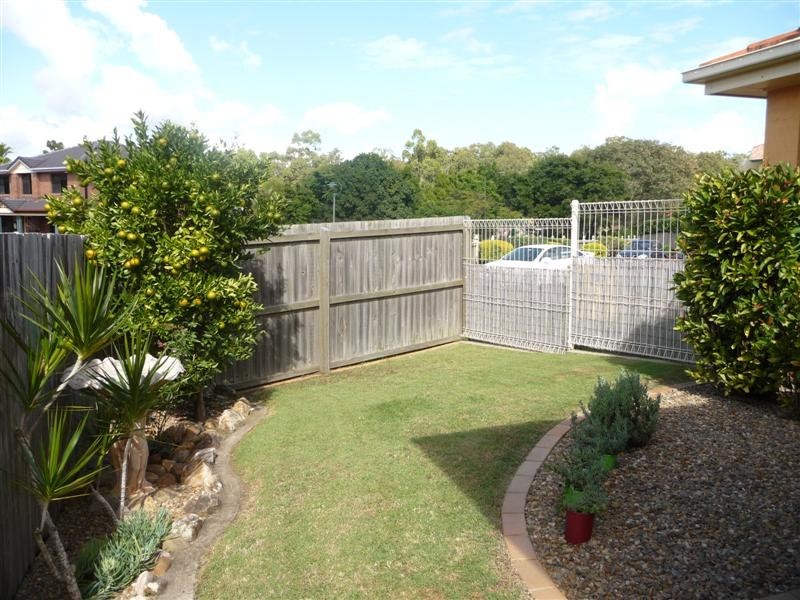 20 Hart Close, Mackenzie QLD 4156