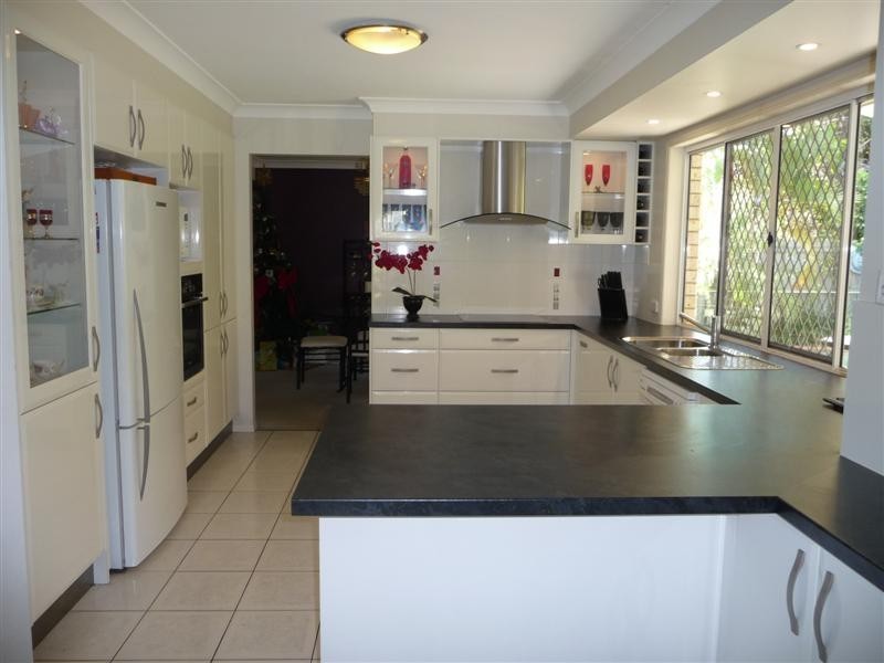 6  Picasso Place, Mackenzie QLD 4156